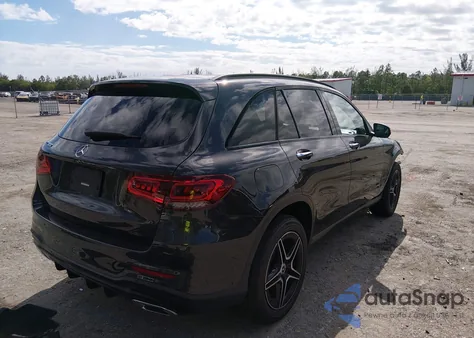 2022 Mercedes-Benz Glc 300 Suv z USA, uszkodzony, nr VIN W1N0G8DB9NV329501